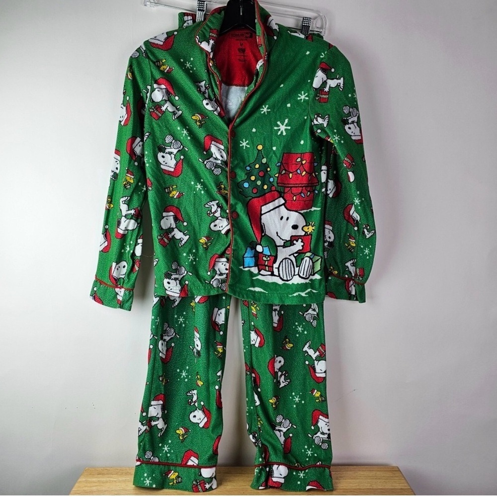 Christmas Peanuts Snoopy Green Pajama Set Sz‎ M Kids Holiday core
